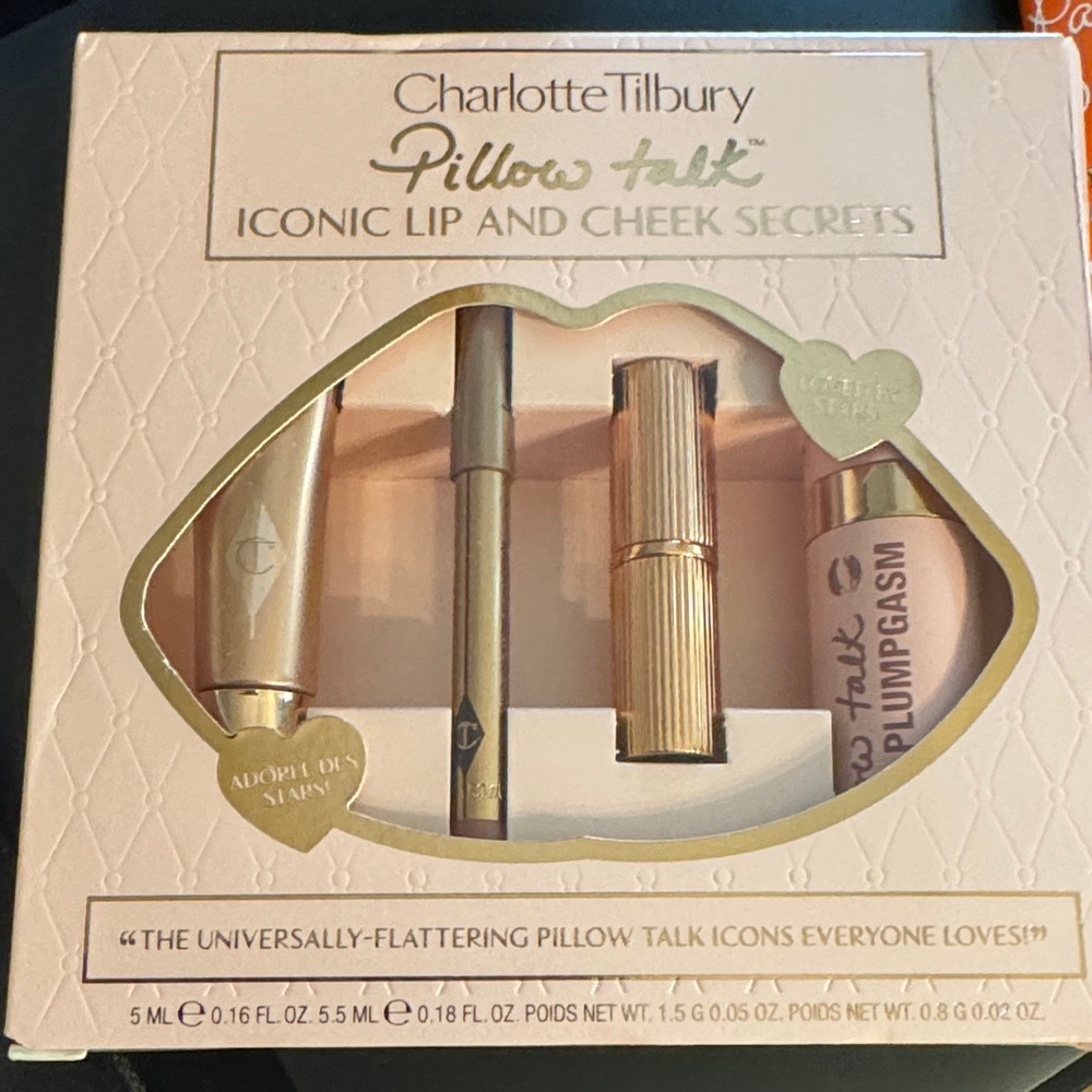 Charlotte Tilbury Iconic Lip and Cheek Secrets Set - Gold and Pink